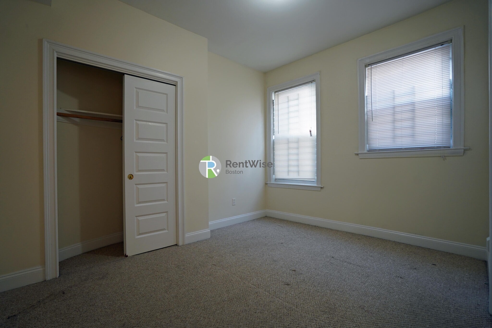 Building Photo - 53 Ashford St