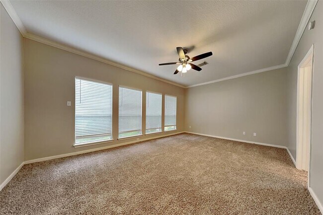 Building Photo - 5811 Laurel Caverns Dr