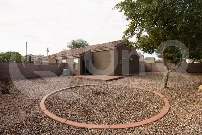Building Photo - 2318 W Tanner Ranch Rd