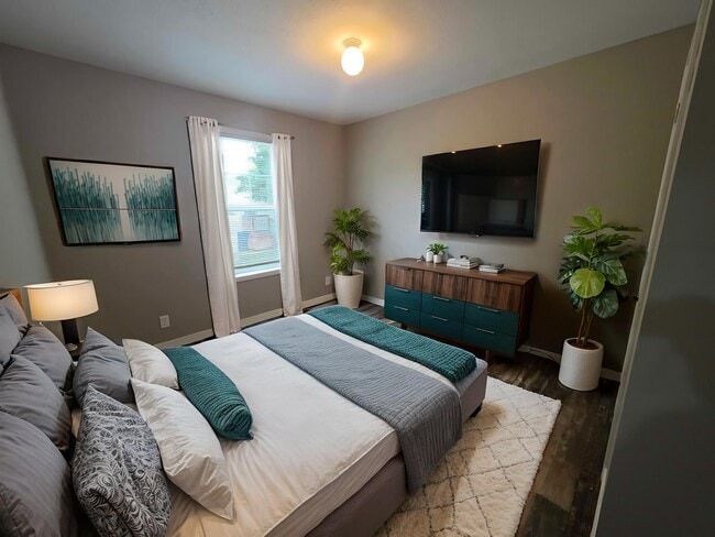 Building Photo - 4548 Spruce Ct