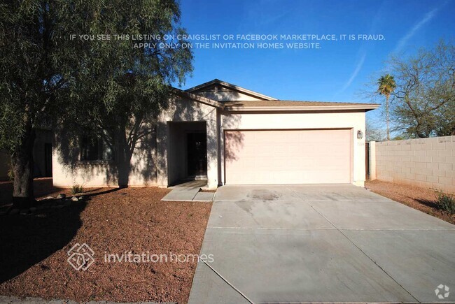 Building Photo - 7204 S 8th Way