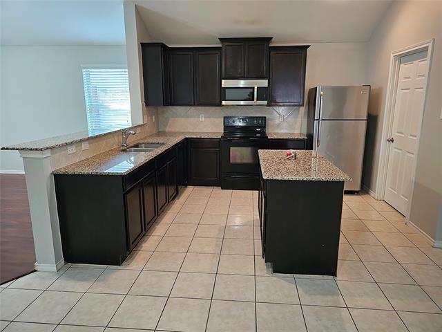 Building Photo - 421 Haddington St