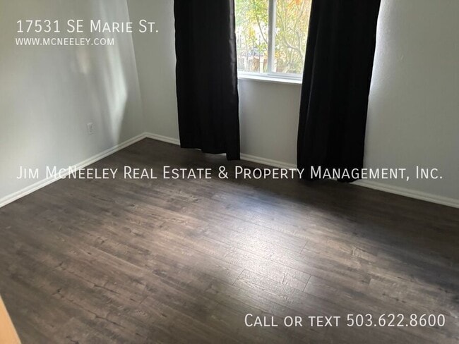 Building Photo - 17531 SE Marie St