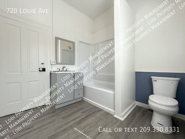 Building Photo - 720 Louie Ave