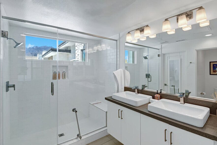 Building Photo - 2722 Sunrise Sonata Ln