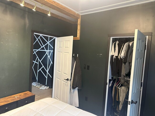 Building Photo - Beautifully Remodeled 2-Bedroom with Bonus...
