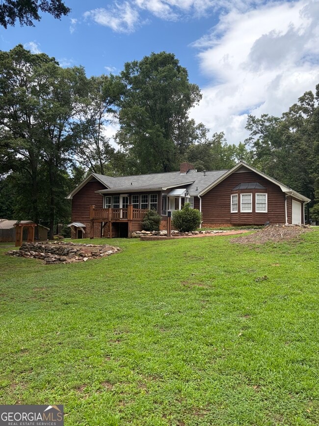 Building Photo - 105 Braemar Dr