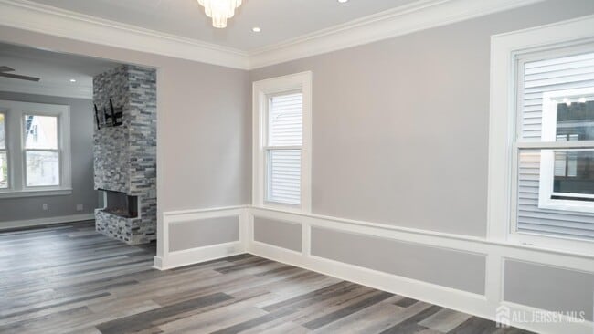 Building Photo - 65 Poe Ave