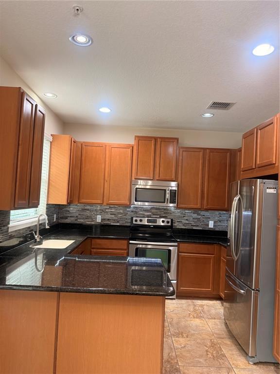 Building Photo - 9412 Strongbark Ln