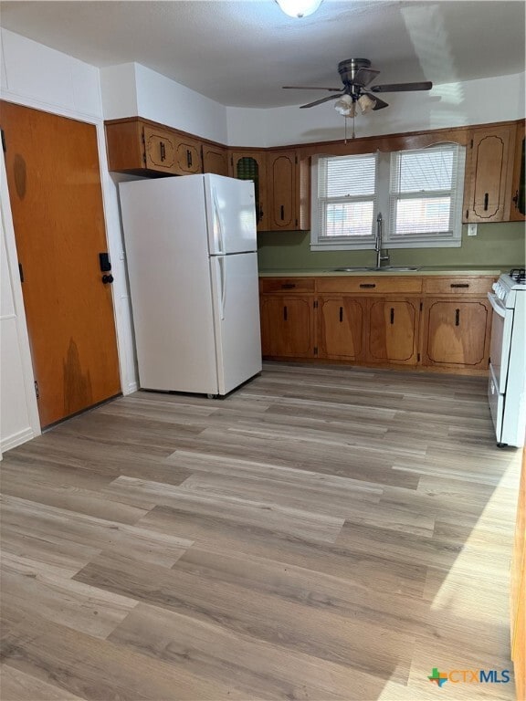 Building Photo - 1321 Ave I