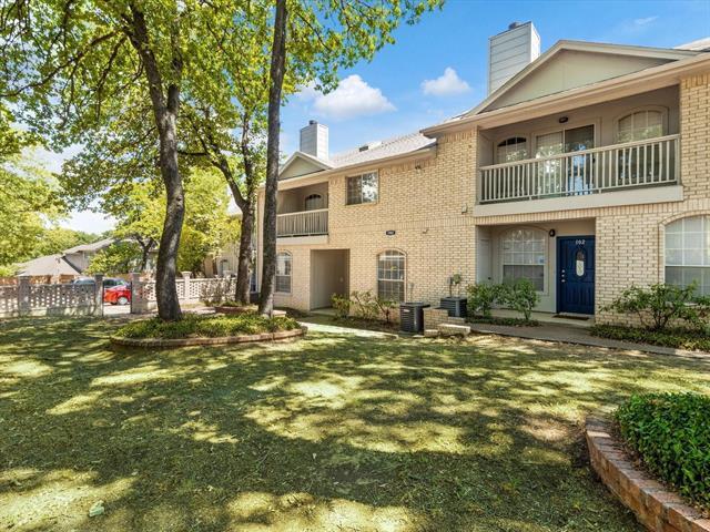 Building Photo - 1501 Cedar Elm Dr