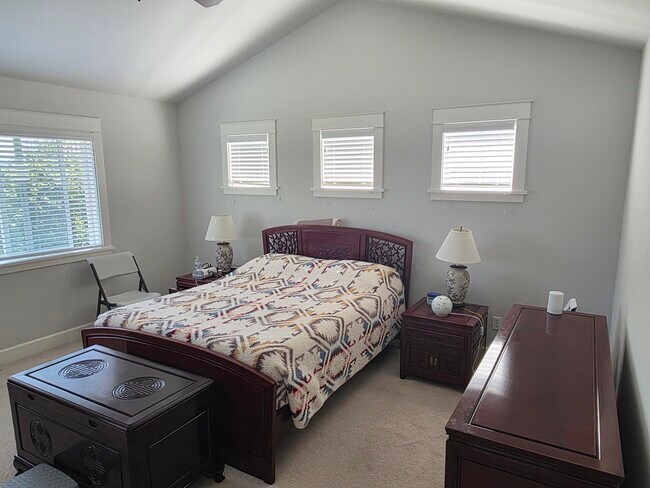 Building Photo - 540 Wilderness Peak Dr NW