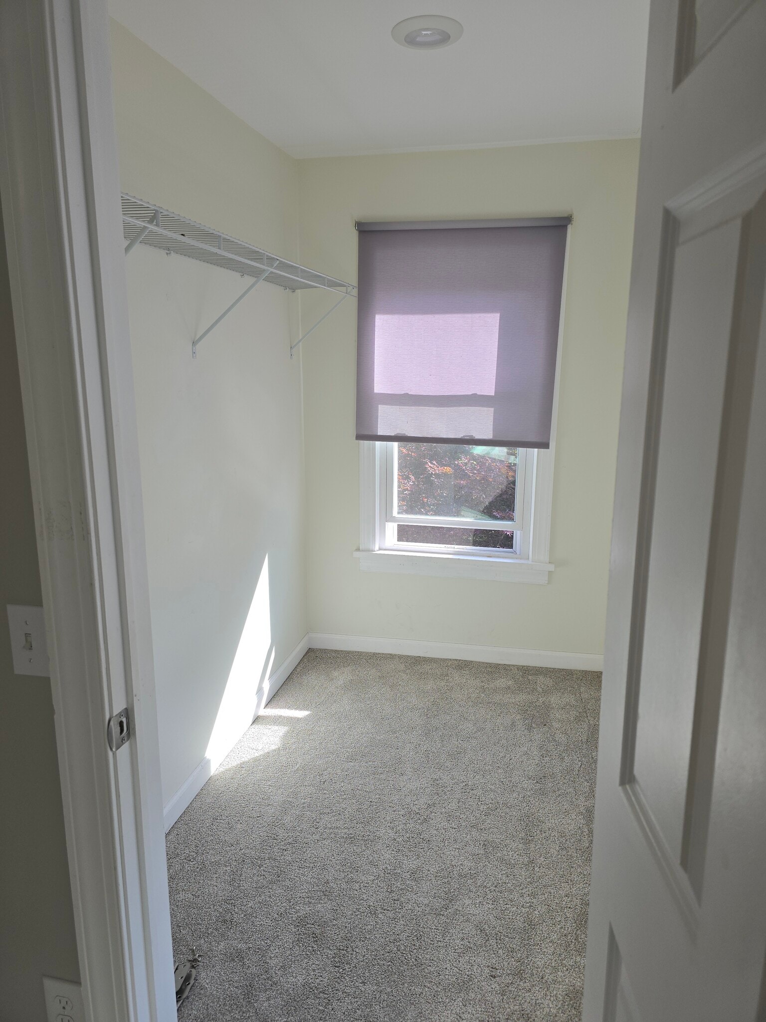 Building Photo - 210 Van Dusen St