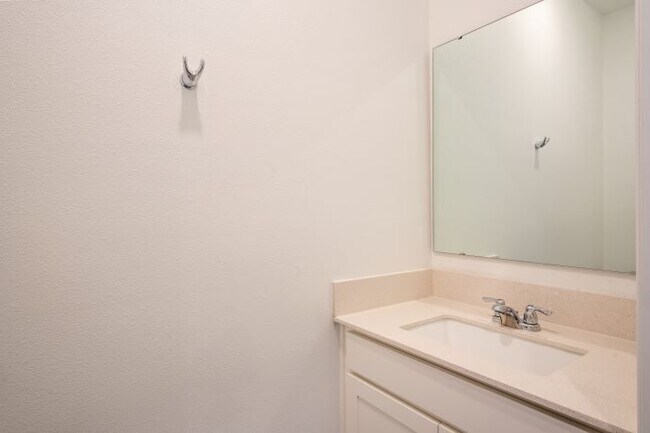 Building Photo - 286 Bogey Dr