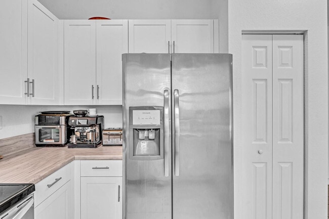 Building Photo - 4668 Banker Terrace