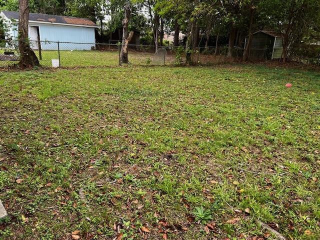 Building Photo - 418 Durande Dr