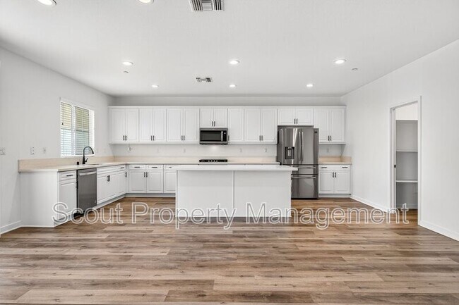 Building Photo - 28113 Echo Ct.
