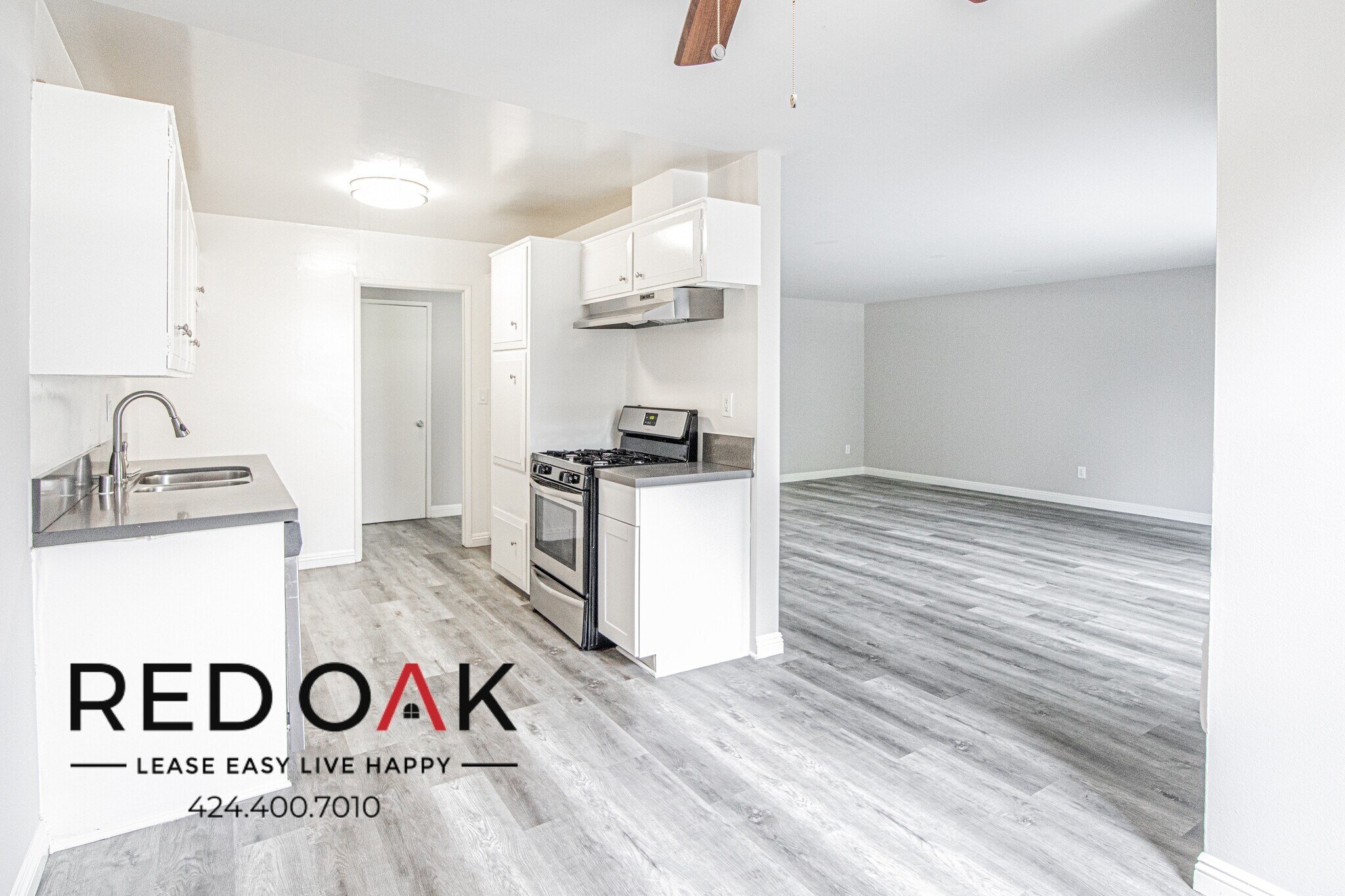 Building Photo - 4433 Colbath Ave