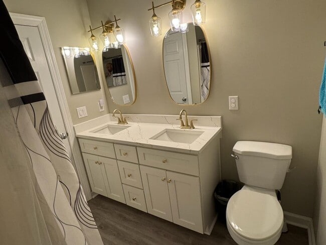 Building Photo - 11804 Shavenrock Pl