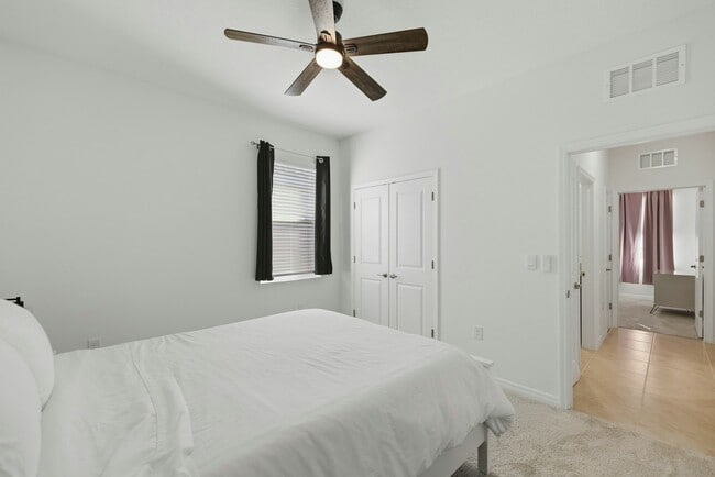 Building Photo - 5157 NW 43rd Ln Rd