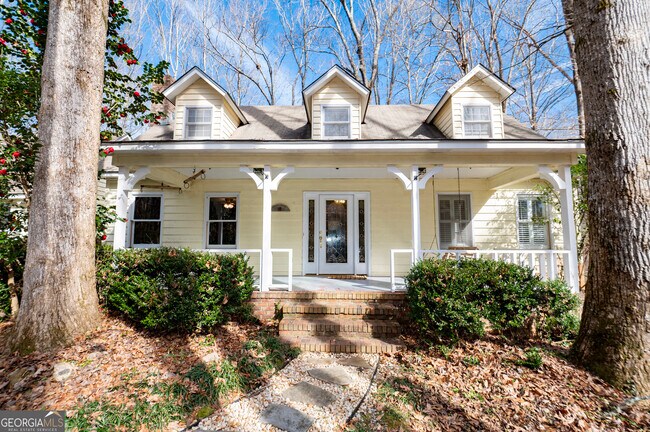 Building Photo - 371 Mountain Hill Rd