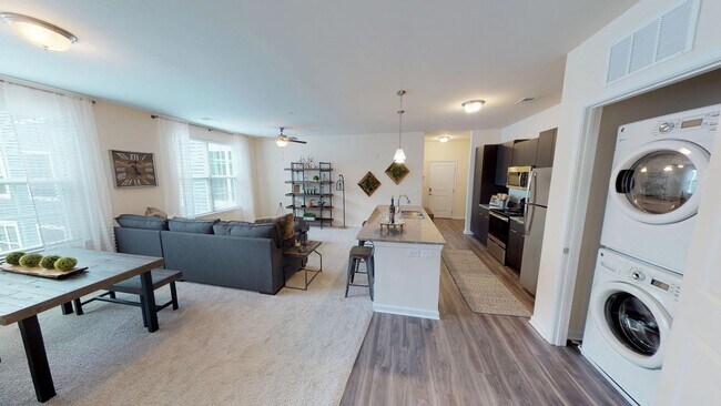 Building Photo - A3 | 1 Bed 1 Bath | 899 sf