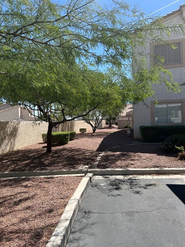 Building Photo - 1-Bedroom Condo in Gated Green Valley Community – Henderson