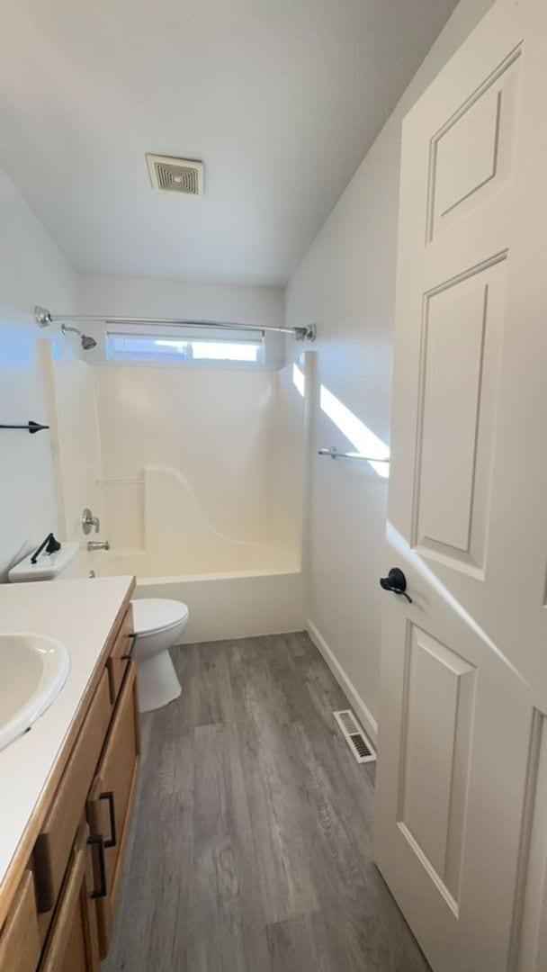 Building Photo - Charming 3 Bedroom / 2 Bathroom Home in NW Redmond