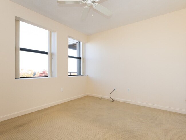 Building Photo - 155 Kendrick Ave., #301, Quincy, MA 02169