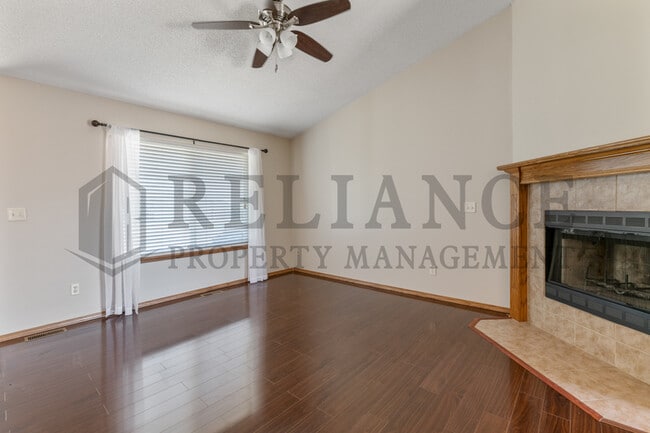 Building Photo - 1318 N Aksarben Ct