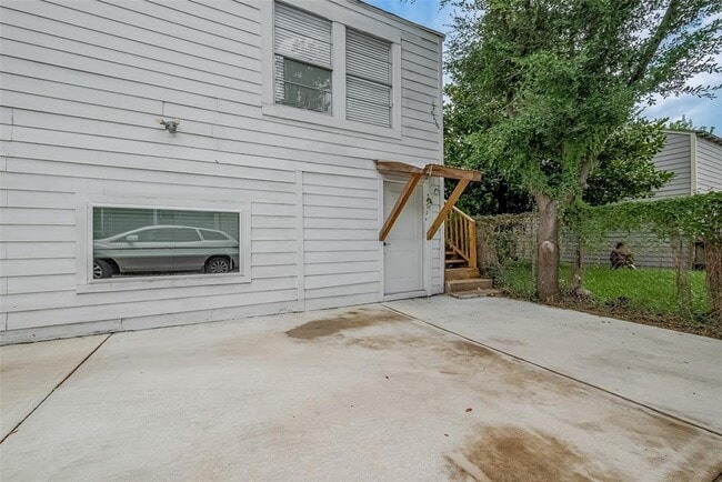 Building Photo - 1511 Scharpe St
