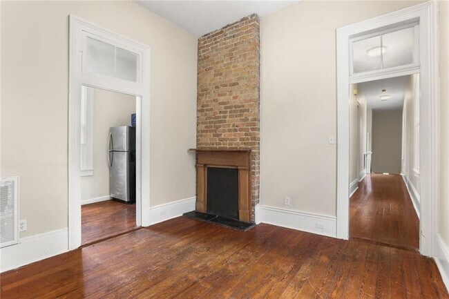 Building Photo - 4151 Canal St