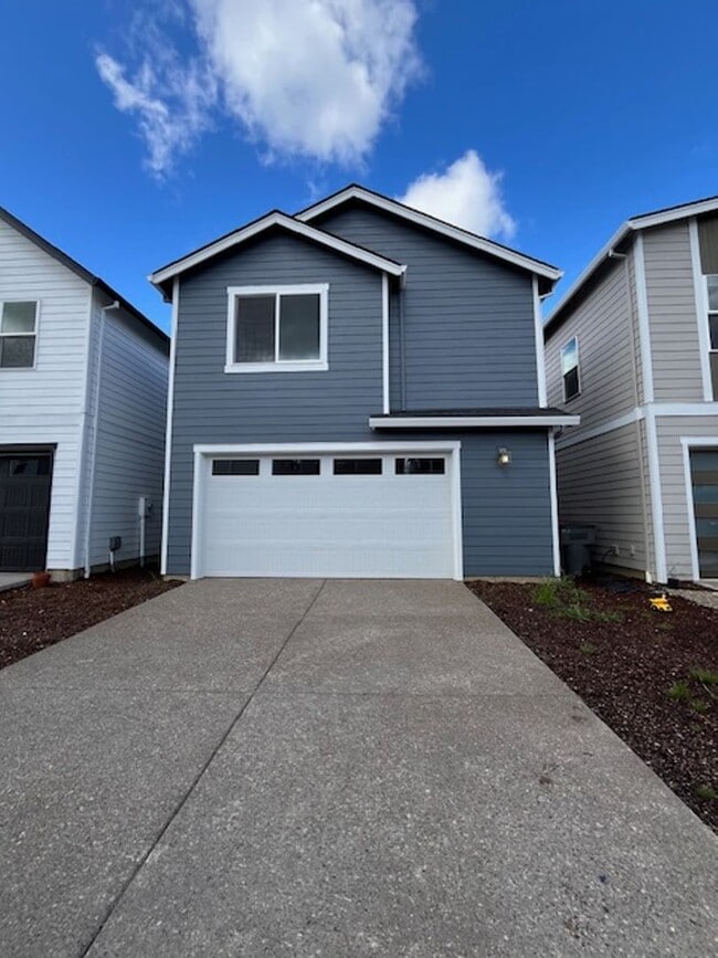 Building Photo - New 4 Bedroom 2.5 Bath Home McMinnville OR