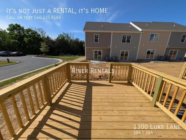 Building Photo - 1300 Luke Ln