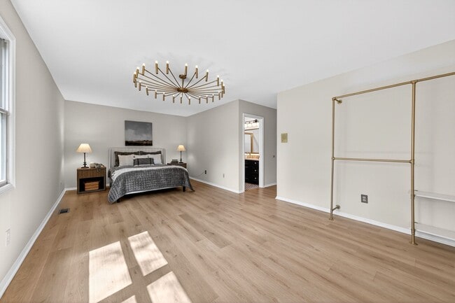 Building Photo - 2019 Cedarmill Dr