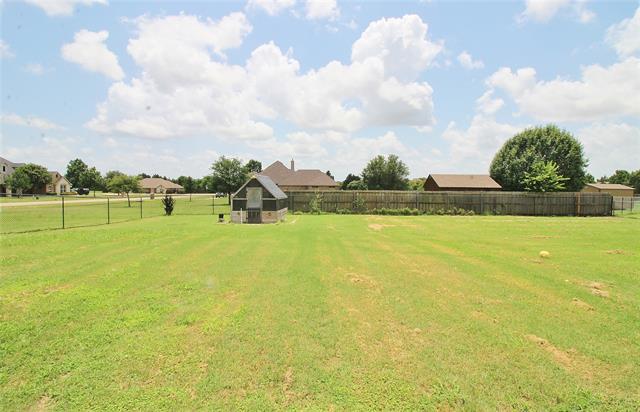 Building Photo - 5641 Country S Ln