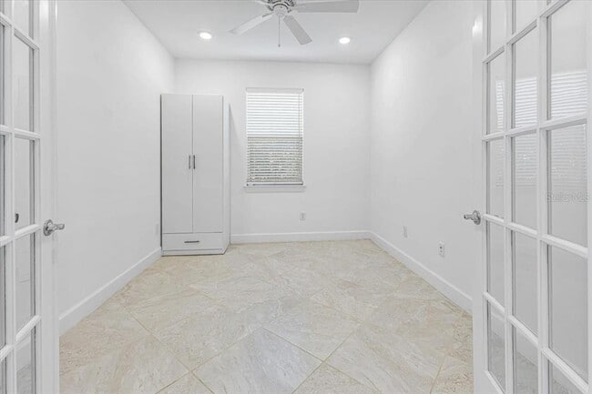 Building Photo - 9982 Beachwalk Dr