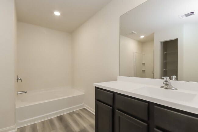 Building Photo - 5911 Littoral Rd