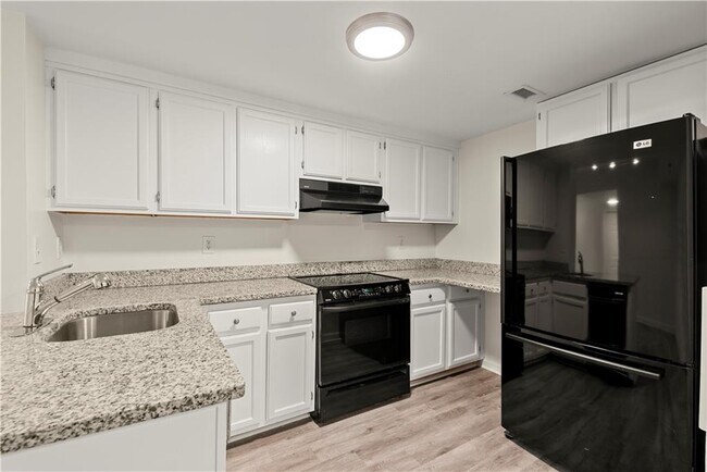 Building Photo - 199 14th St NE