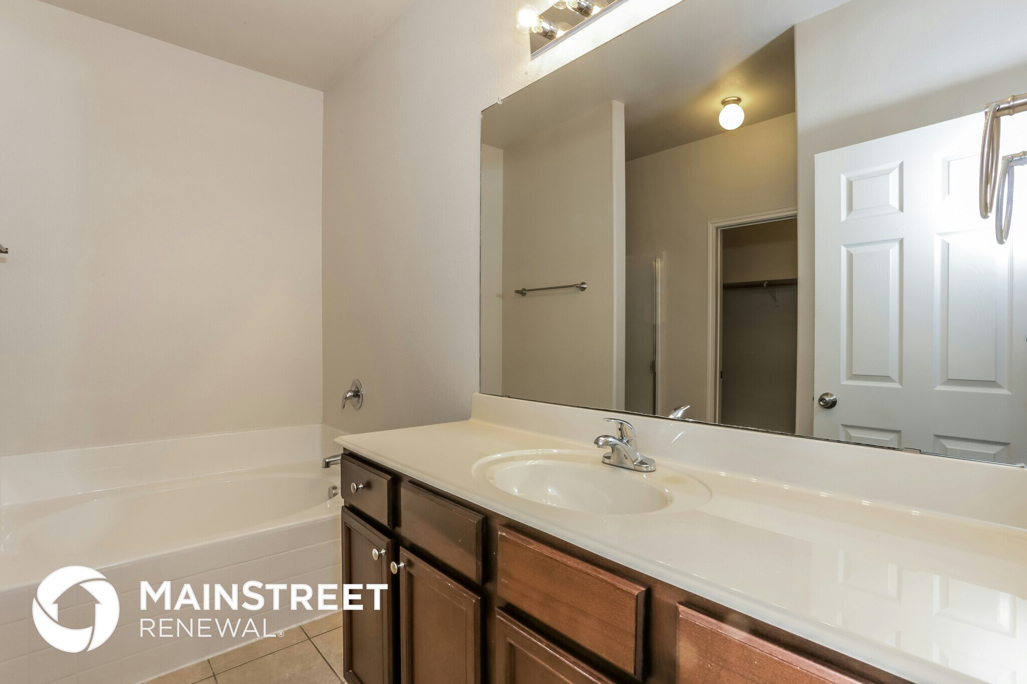 Building Photo - 12417 Shine Ave