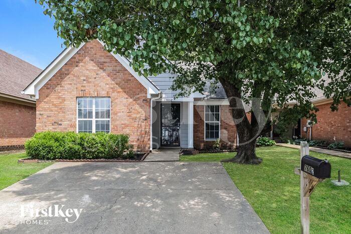Primary Photo - 7602 Iris Dr