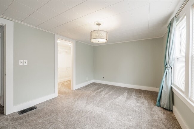 Building Photo - 201 W Gibson St