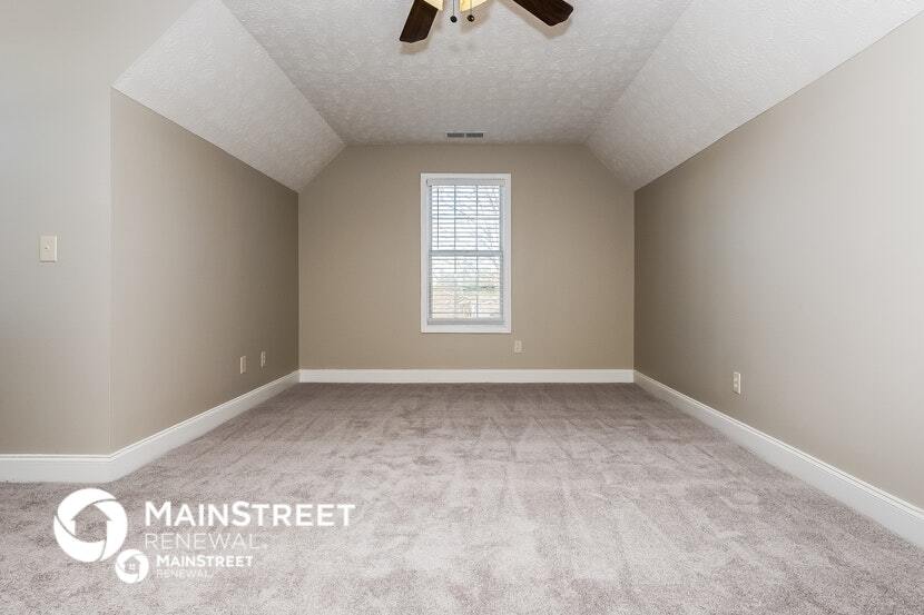 Building Photo - 129 Moss Pointe Dr