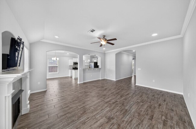 Building Photo - 4559 W Barhem Dr