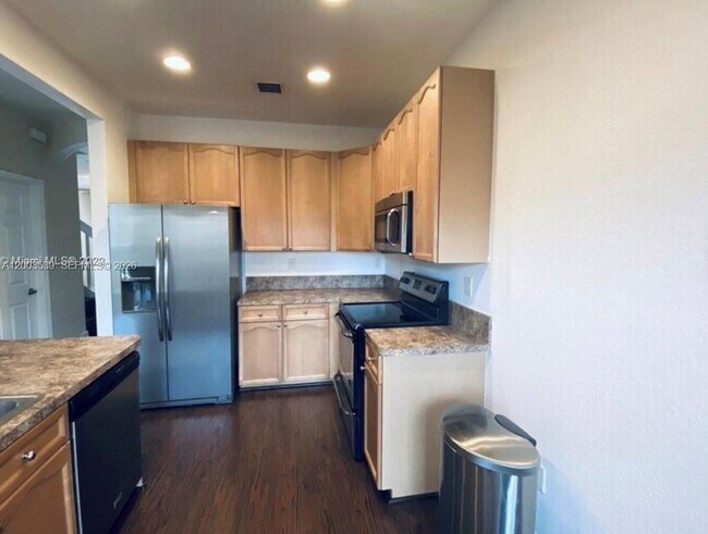 Building Photo - 3164 Merrick Terrace