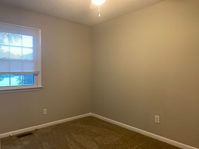 Building Photo - Pretty Renovated Rent Ready Ranch Near I-40, US 70 Hwy, Available Now!