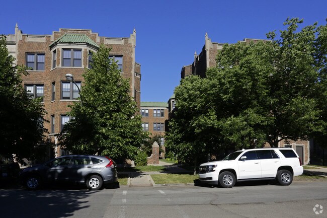 Building Photo - 5320-5326.5 S. Drexel Boulevard