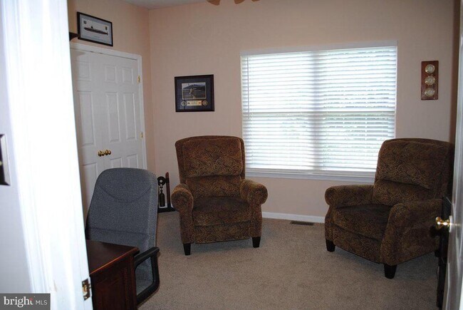 Building Photo - 170 Coventry Ct