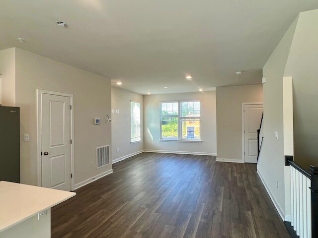 Building Photo - 7403 Calm Retreat Blvd