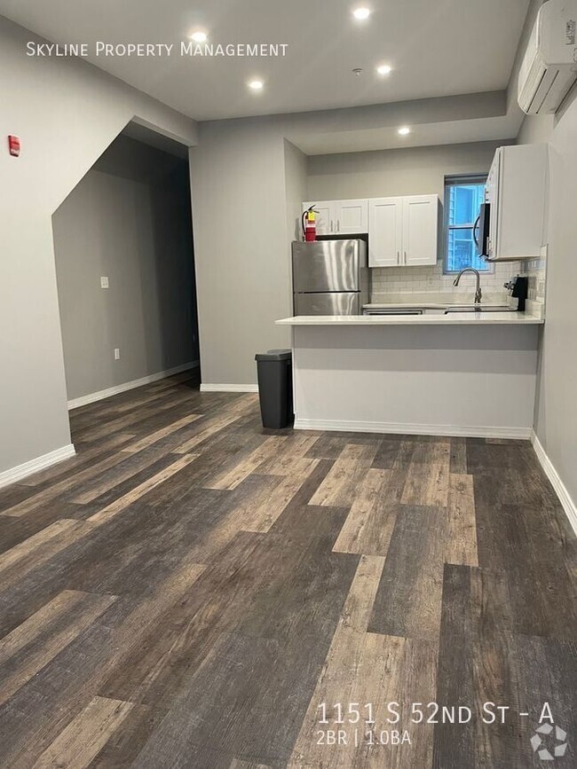 Building Photo - Newly Renovated 2 Bedroom Apartment for Re...